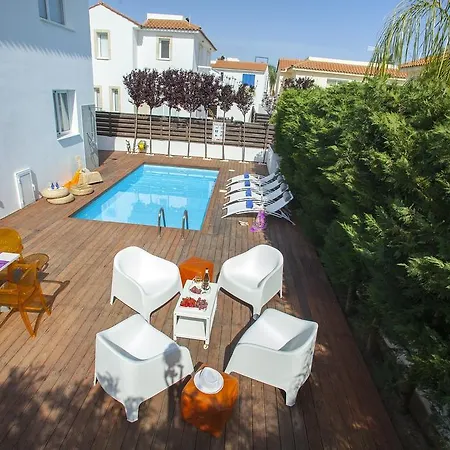 Chateau Blanc فيلة بروتاراس