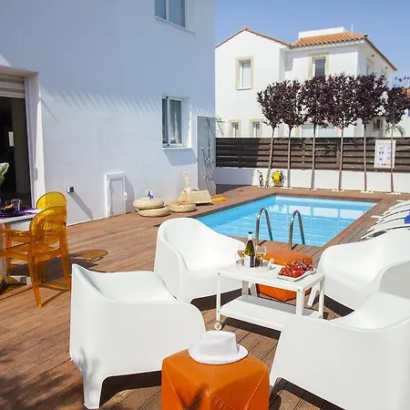 빌라 Chateau Blanc *