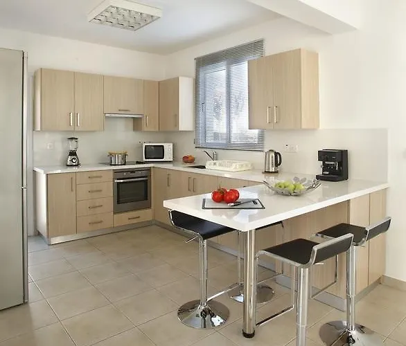 Chateau Blanc Villa Protaras