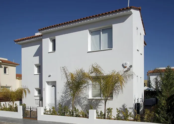 Chateau Blanc * Protaras